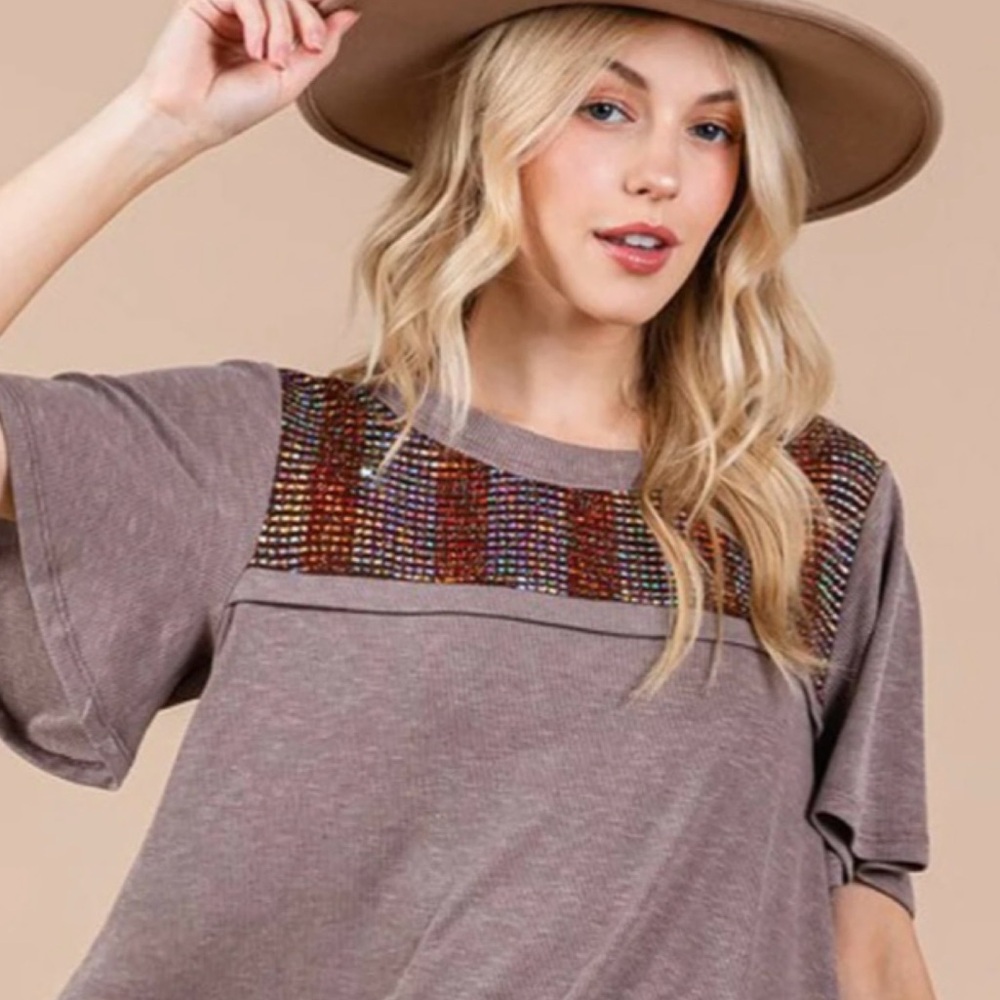 Med Ces Femme Taupe Short Sleeve Top with Multicolor Beaded Yoke
